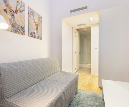 Brand New 2 Bedroom apartment Chiado