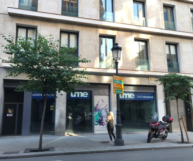 Apartamento en Cortes/ Barrio de las Letras Madrid