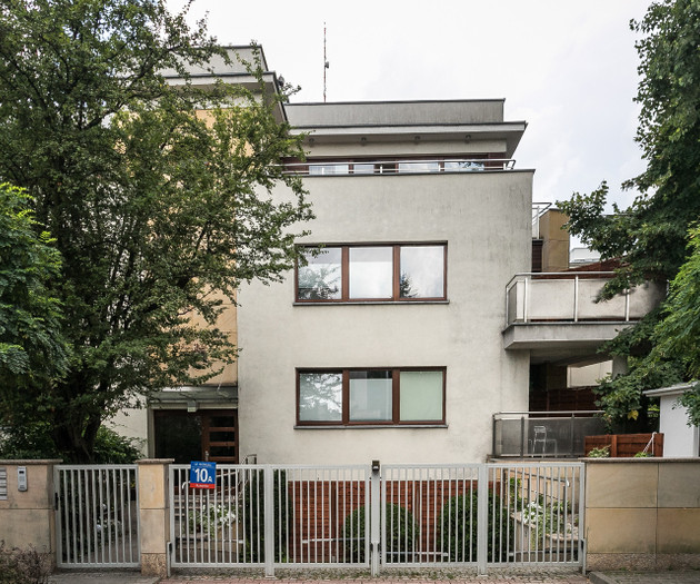 Room in 2-room flat by Metro Wilanowska in Warsaw