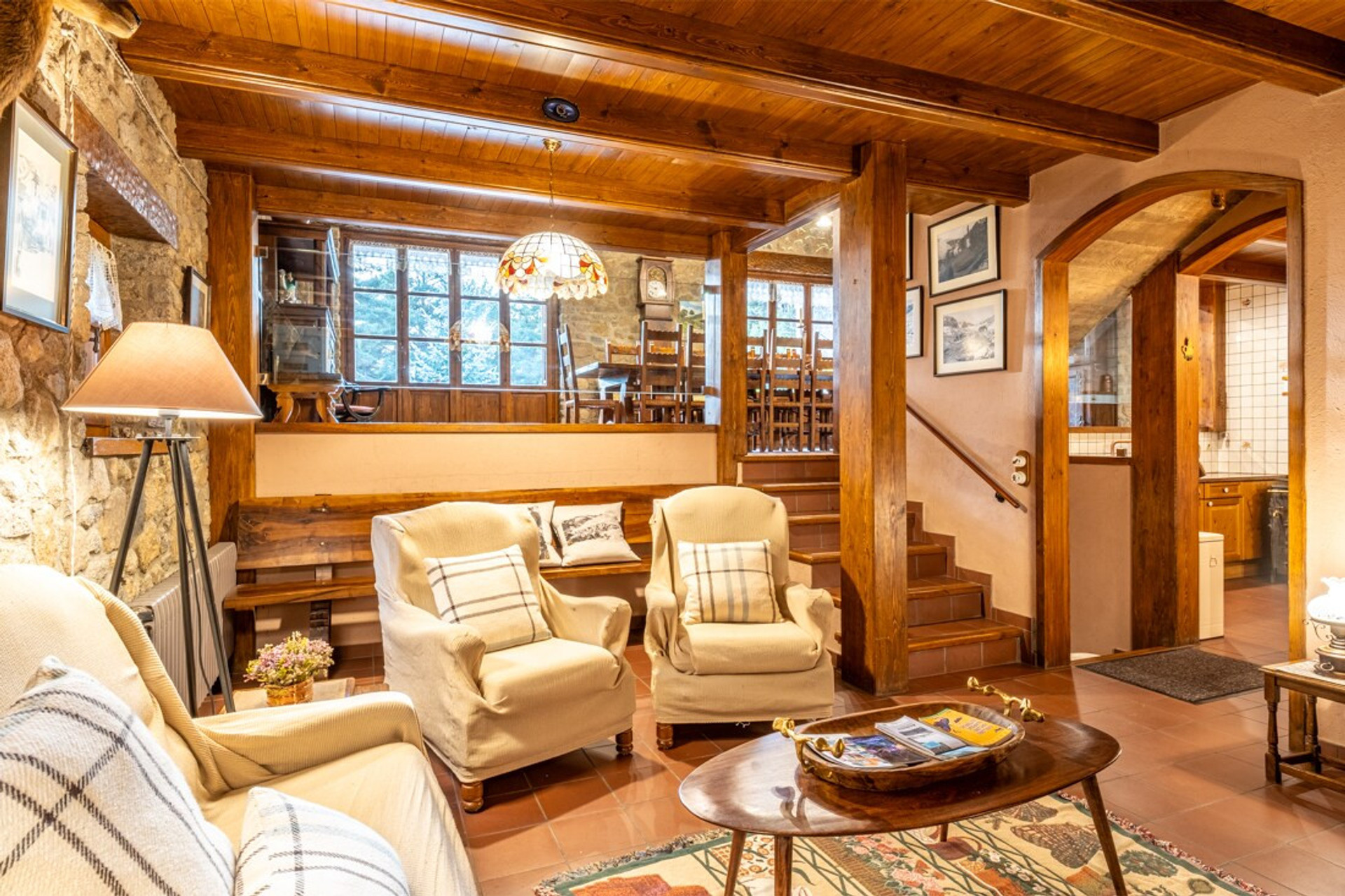 Living room image 1