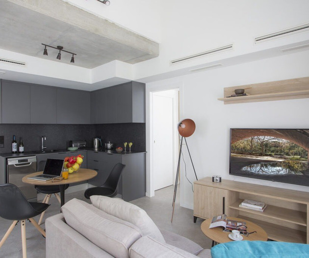 HUE08 - Modern Duplex in El Carmen