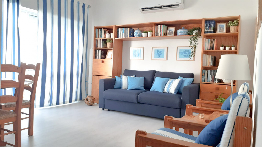 Cozy apartment in front of the beach preview