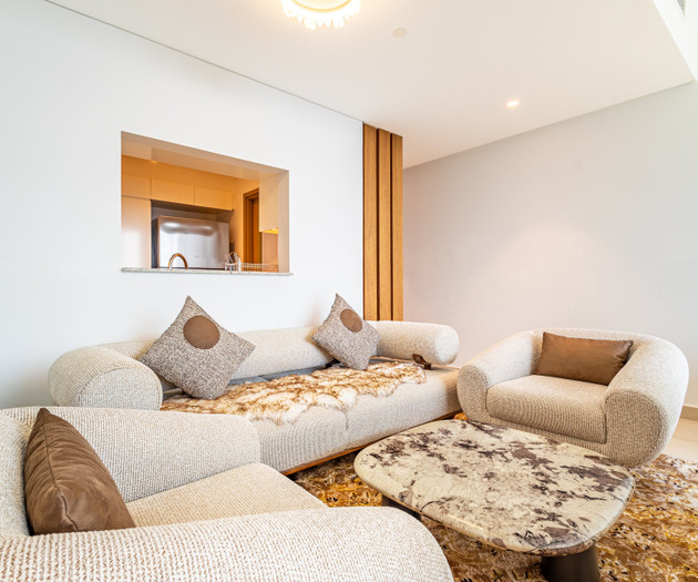 Elegant Downtown 3BR | Burj Khalifa View