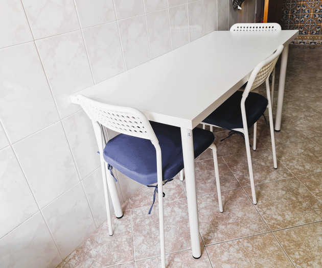 Private room for male only in Santa Apolónia