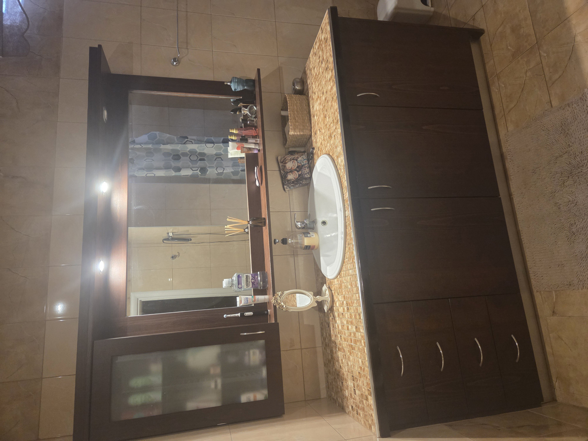Bathroom vanity with mirror