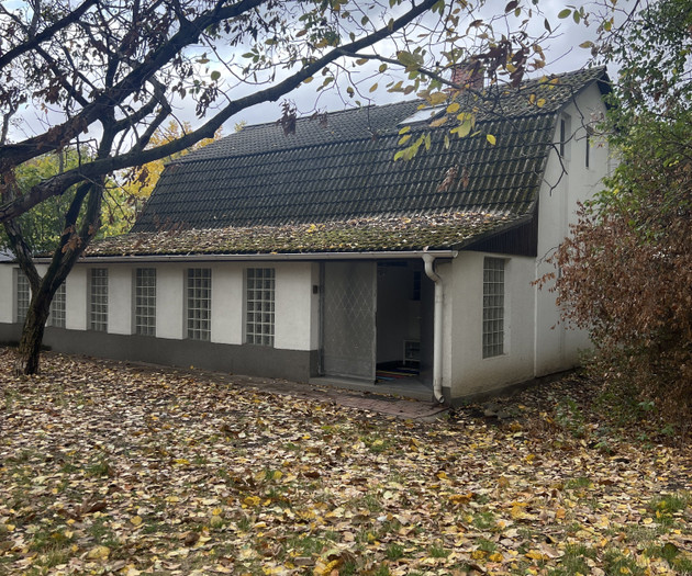 Relax garden House