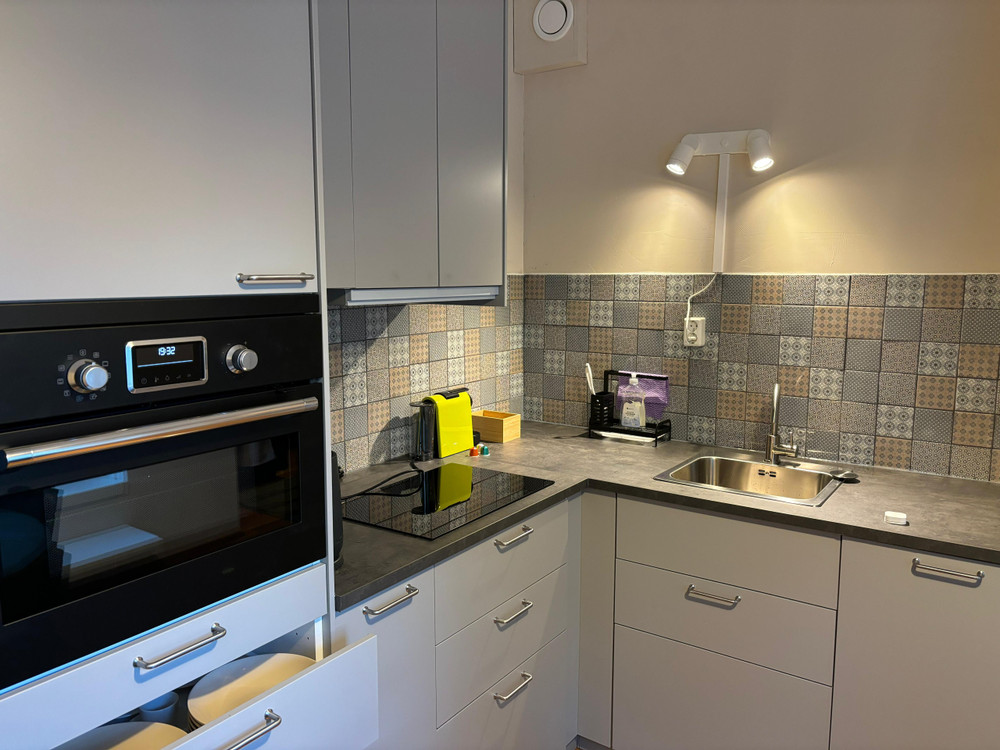 Studio with balcony in Kallio with garden view preview
