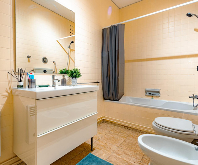 Comfortable single bedroom close to  metro-room 3