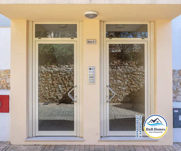 BnB Homes Ocean view Apartment with Lovely Terrace
