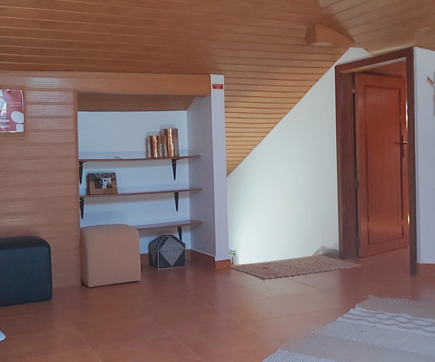 Country Room.