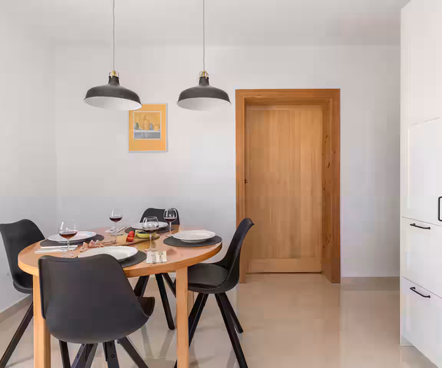 Spacious Family Apartment with Sea View