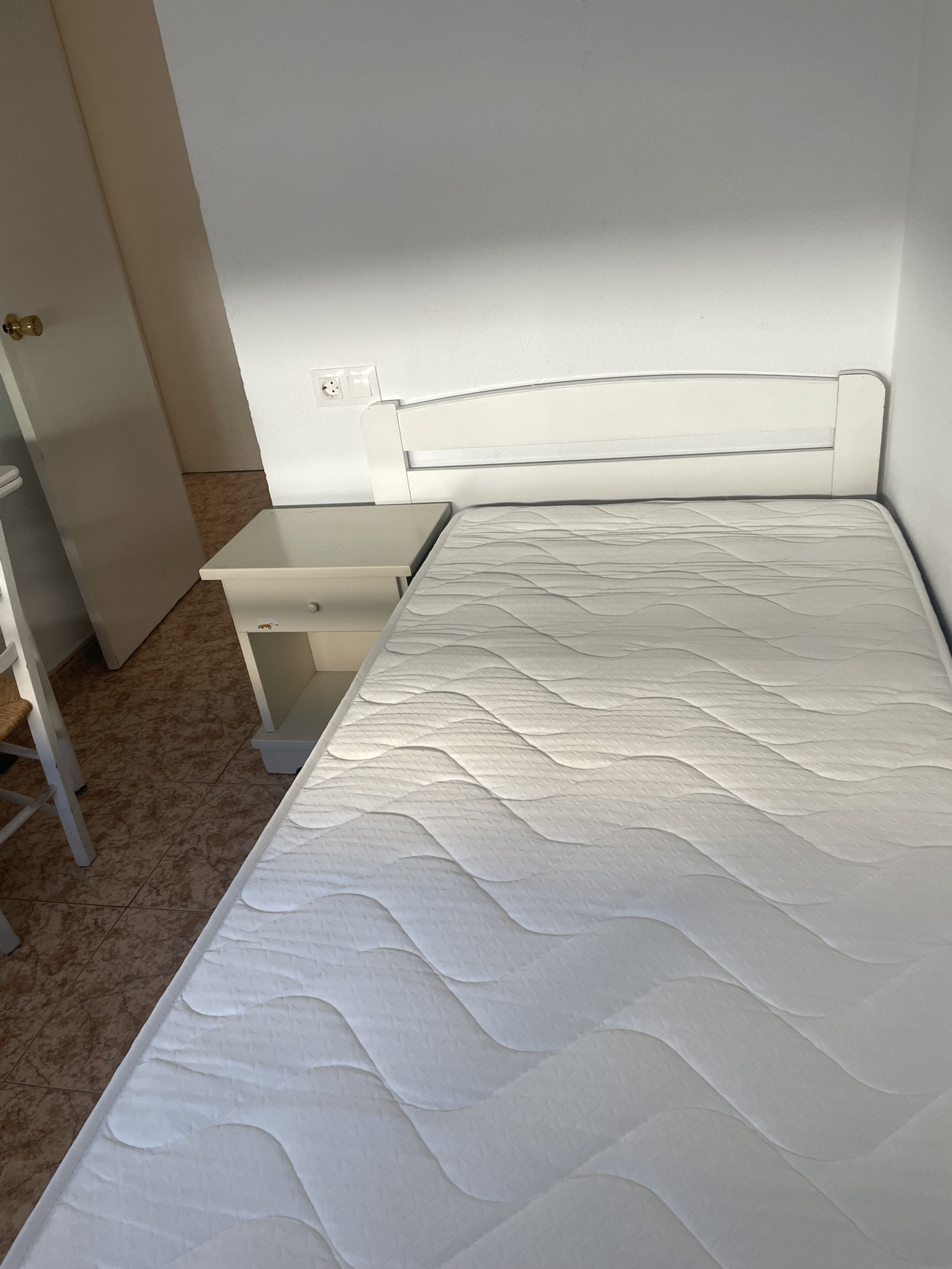 habitacion cama sencilla 