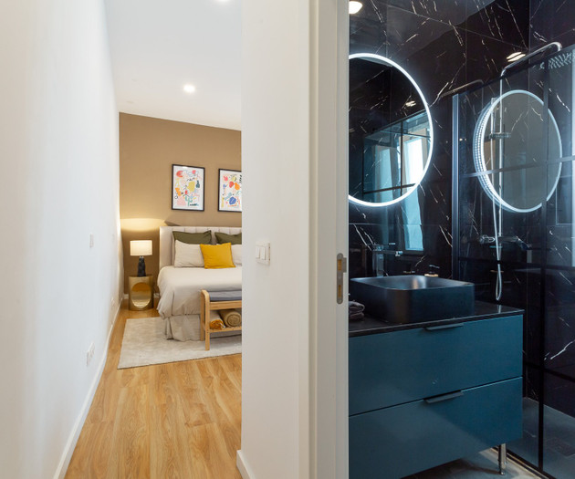 Stylish 2BR Flat in Alfama with Private Patio