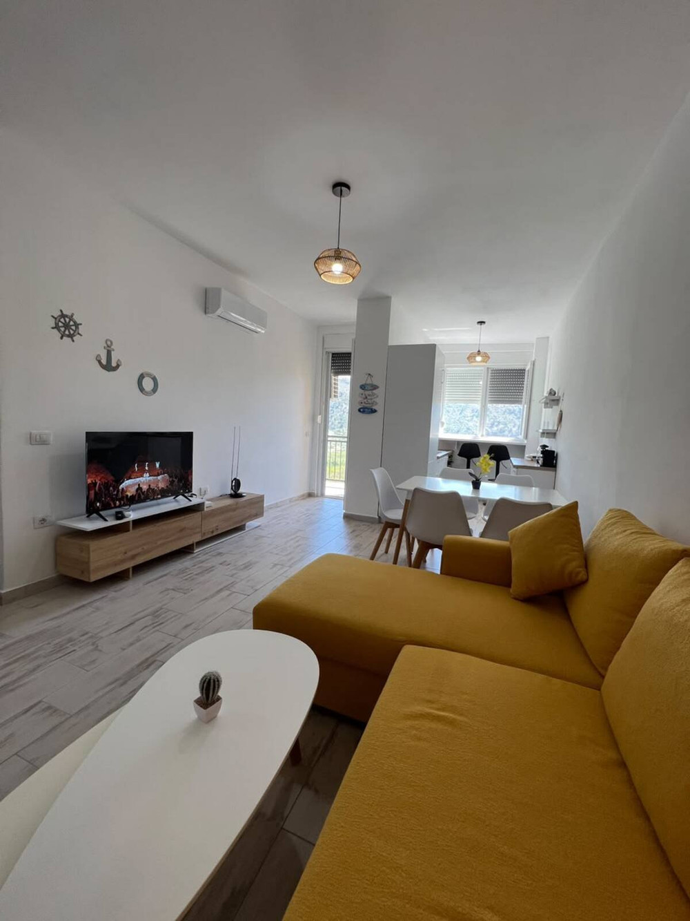 Beach Apartment Shengjin preview