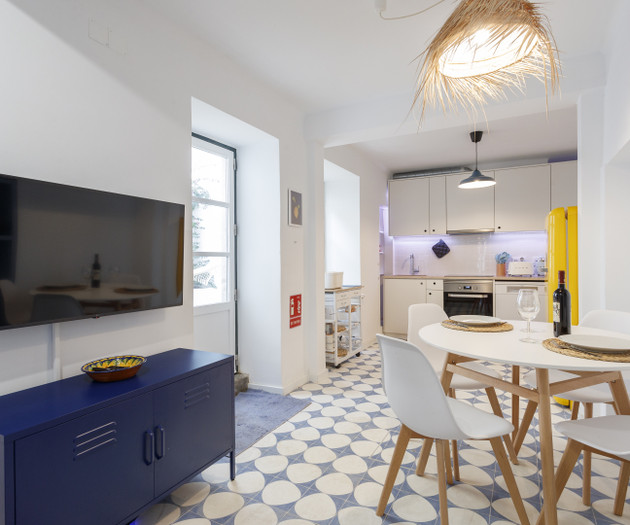 Living in the heart of Lisbon w/ private