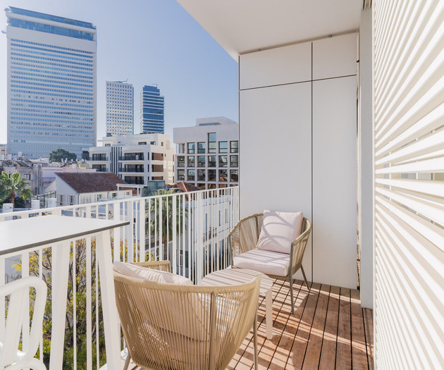Blueground | Nahalat Byniamin,High End,Balcony -36