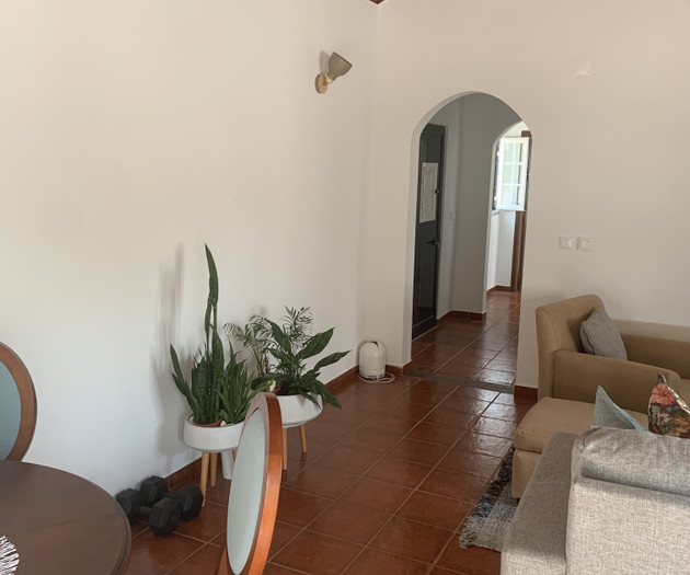 Furnished 1-Bedroom Retreat Near Óbidos | All-Incl
