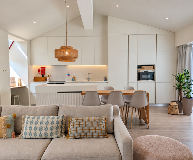 Penthouse with Pool - Faro Centre