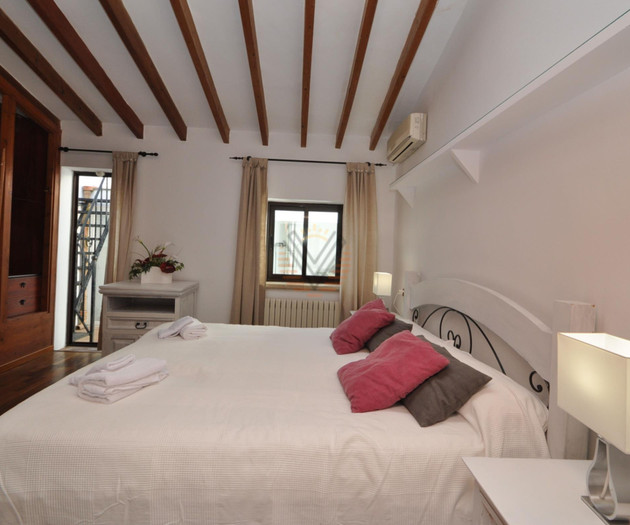 Es Convent, Charming restored town house in the wa
