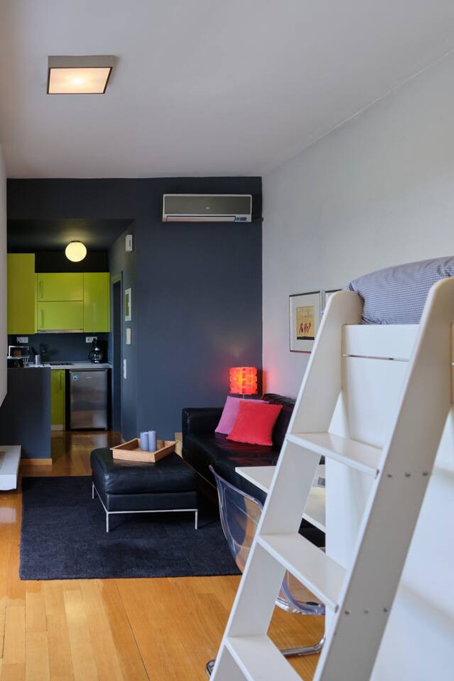 Whole space from entrance
