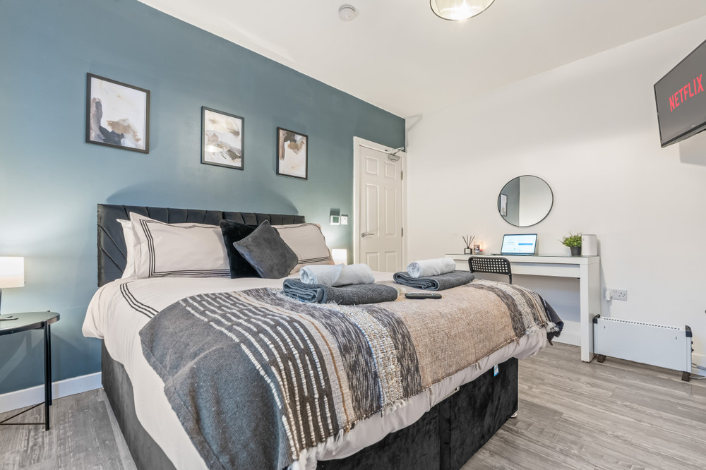 Modern Remote Work Flat • WiFi • Monthly Discounts preview
