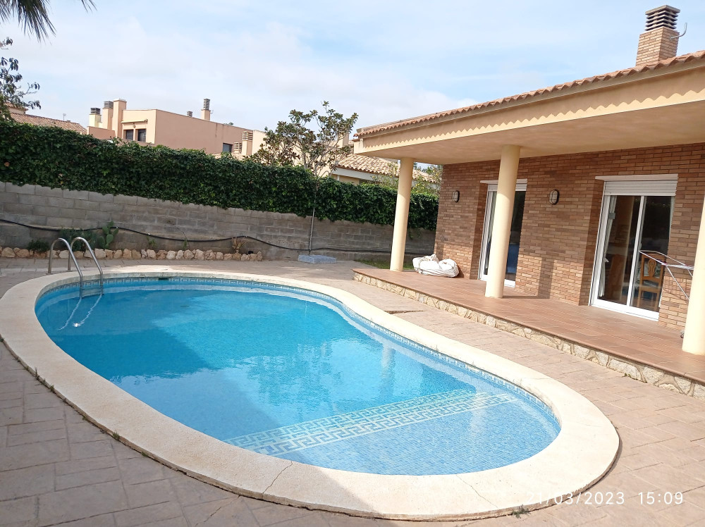 Global Villa Agustina, with private pool and bbq