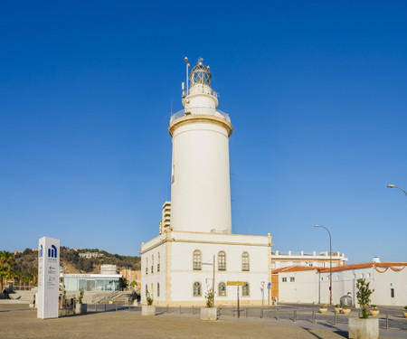 Cubo's Gibralfaro Townhouse