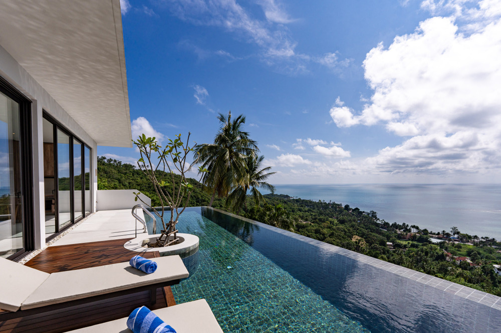 Family 3BR Ocean Villa Chef Avail preview