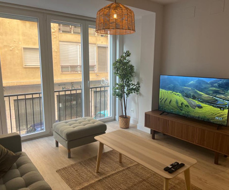 Spacious New Malaga Centro Flat - 3BR