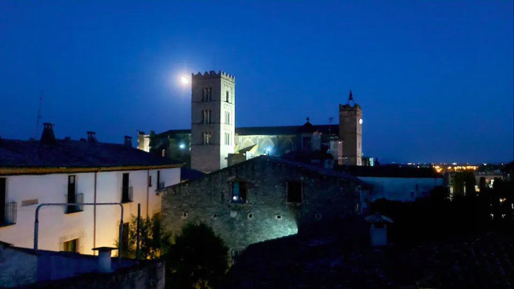 The Blue House of the Costa Brava Lenis attic preview