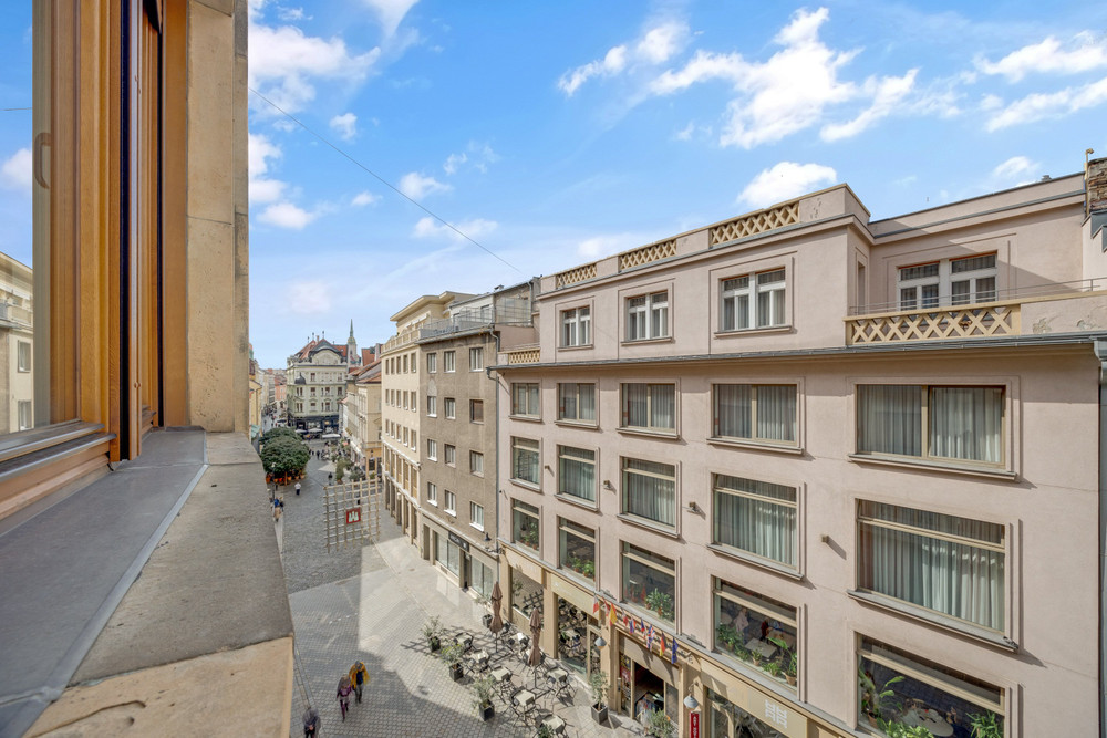 REVON Art-deco apartment preview