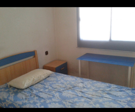 HABITACIÓN PARA CHICA EN EL CENTRO DE MU