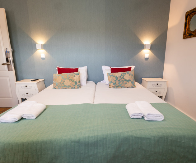 Guesthouse 5 suites 10 Guests 5 wc Avenue liberty