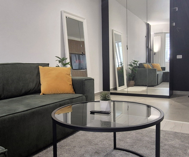 Bucharest Designer High-End Stay