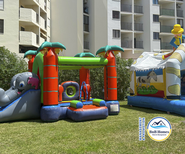 BnB Homes vibrant Ocean View terraced apartment