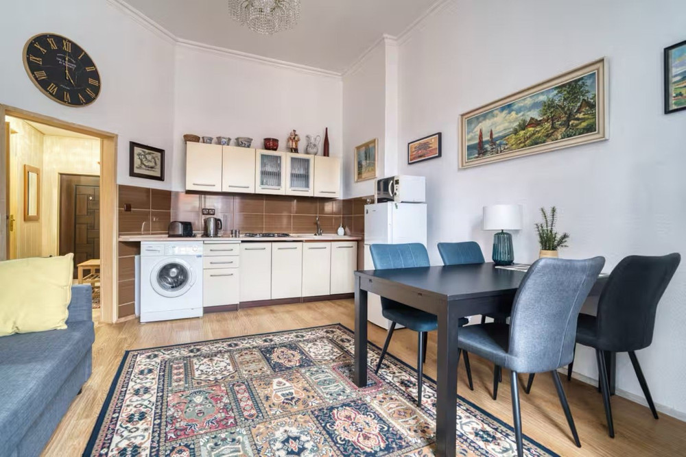 Vary Vista Apartment preview