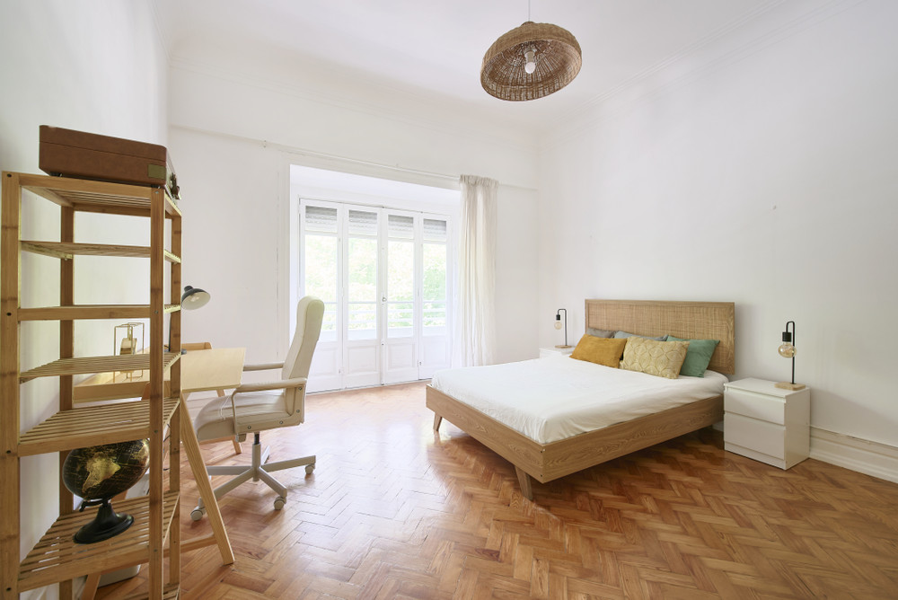 Room 5 - R.Rodrigo Fonseca 135 2E preview