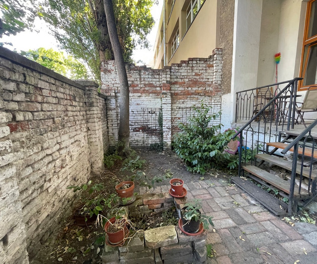 Parkside Apartment