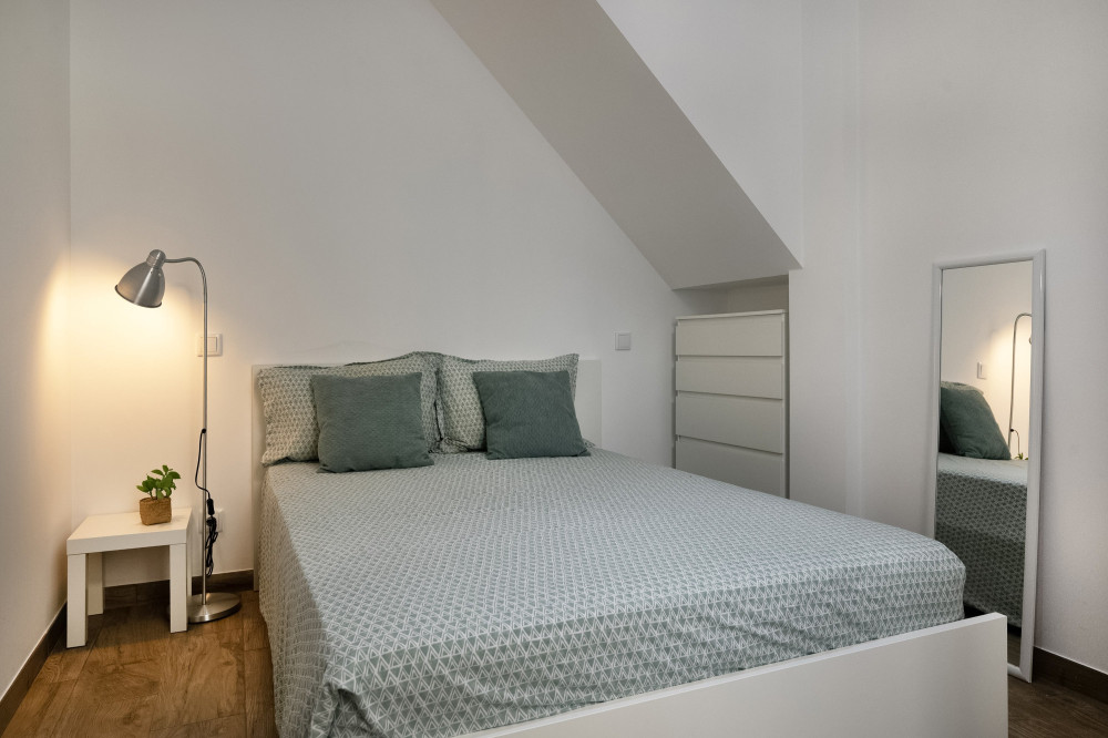 Red Door Flat by Trip2Portugal preview