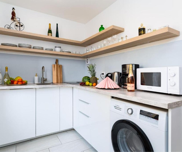 Brilliant Deluxe Suite | Central Prague 3BR