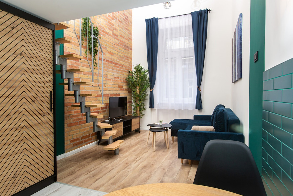 Budapest Serenity Suites - Blue preview