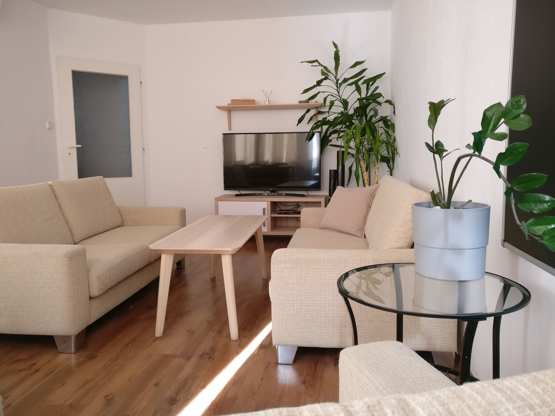 Obývací pokoj (living room)