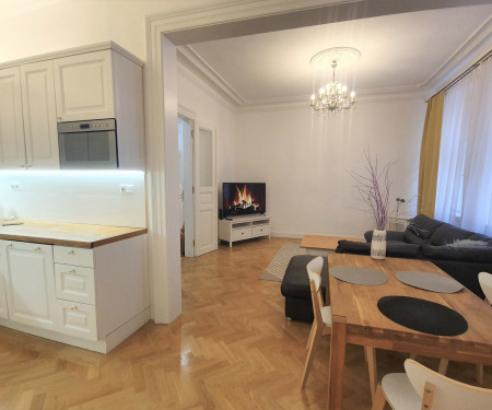 Classic one-bedroom apartment in Mala Strana