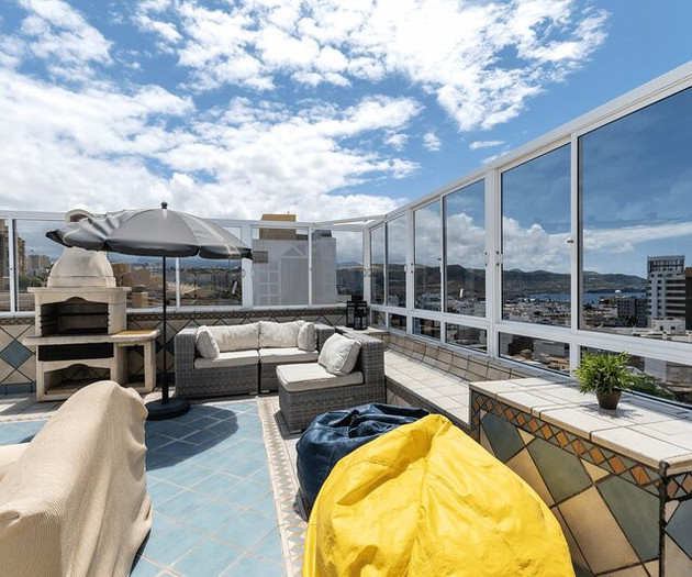 Nice penthouse with Terrace in Las Palmas City