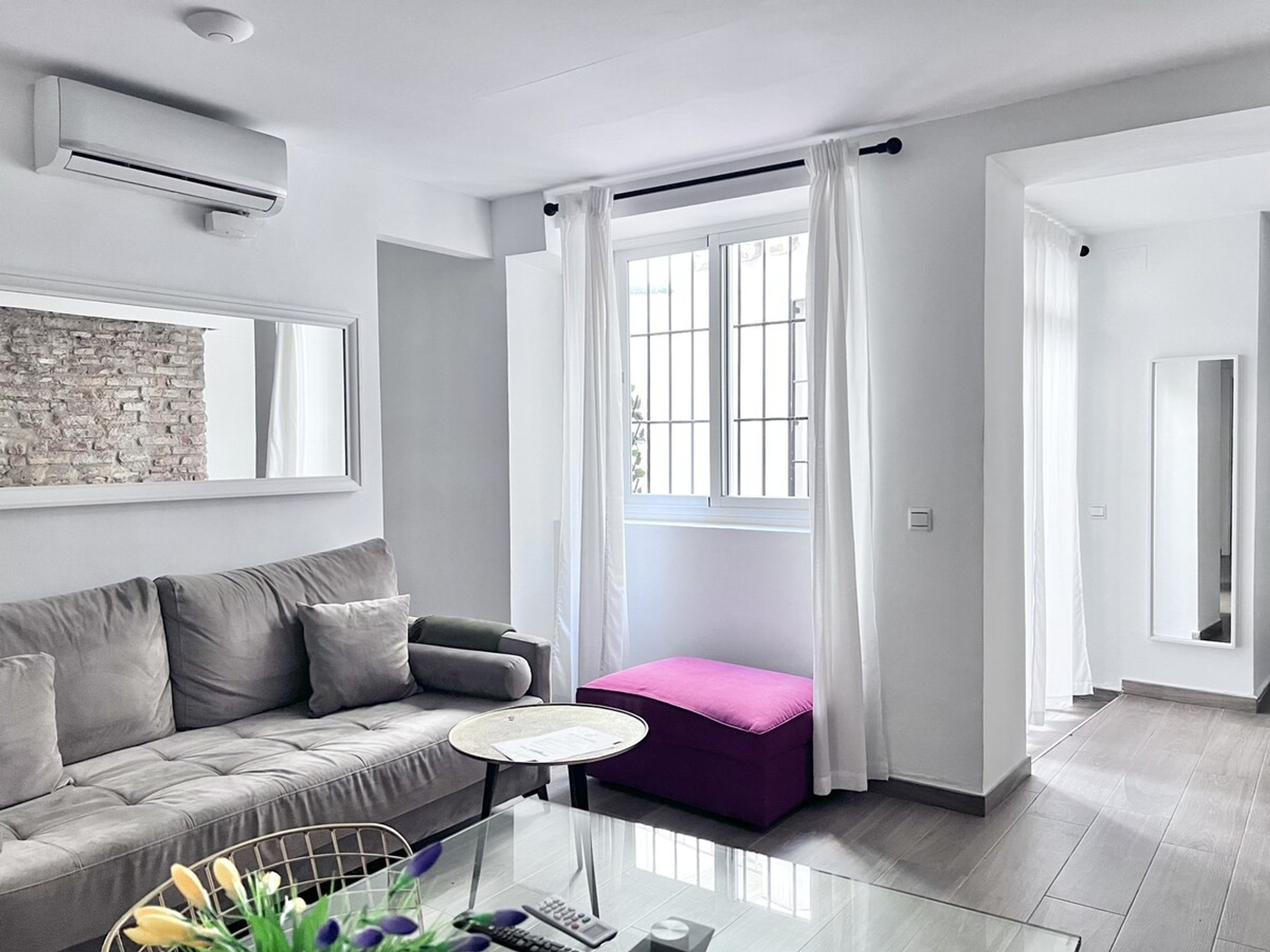 lounge area