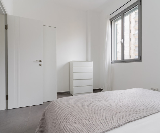 Blueground | Florentin, balcony, nr park - 24