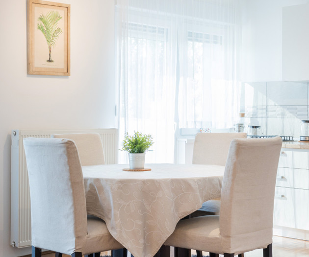 Spacious 2BDR Apartment - FREE PARKING