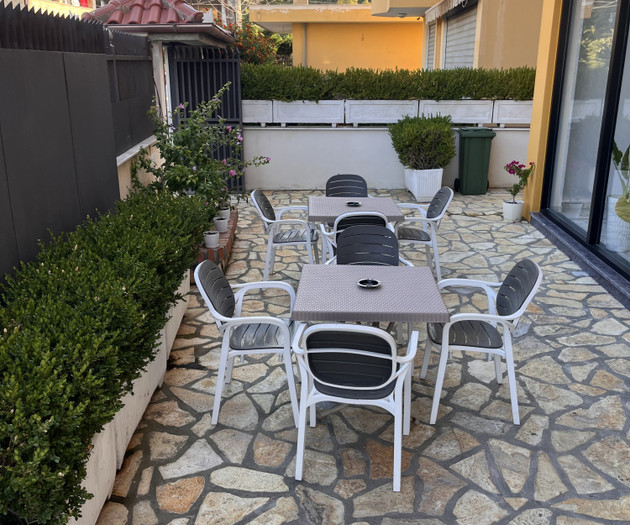 ECONOMY APARTMENT – 4 Min from the Beach!