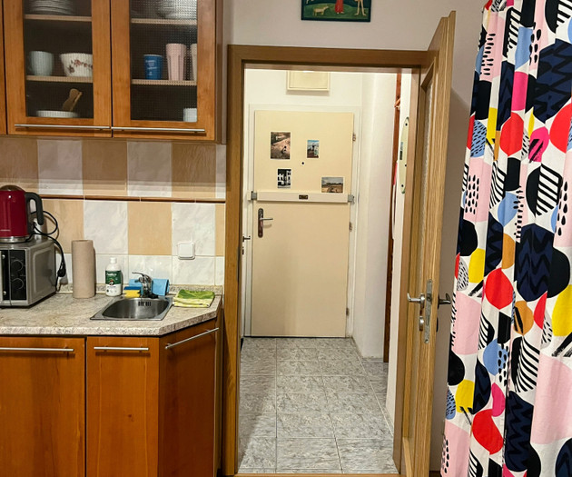 Quiet and Cozy Studio near City Center