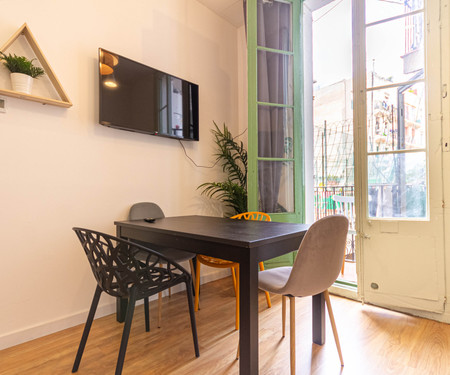 R0409- Room in Co-living Raval